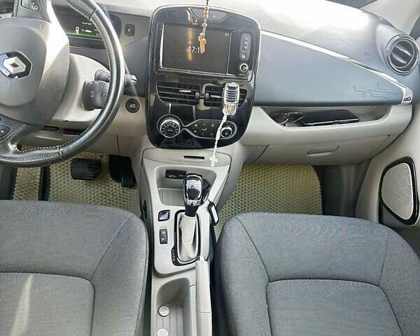 Рено Зое, об'ємом двигуна 0 л та пробігом 70 тис. км за 8000 $, фото 2 на Automoto.ua