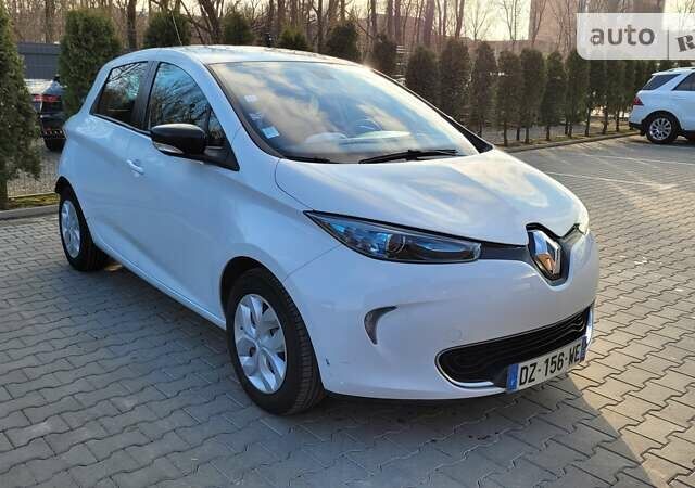 Рено Зое, об'ємом двигуна 0 л та пробігом 45 тис. км за 6999 $, фото 2 на Automoto.ua