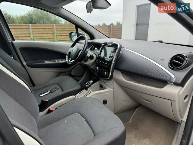 Рено Зое, об'ємом двигуна 0 л та пробігом 96 тис. км за 6800 $, фото 8 на Automoto.ua
