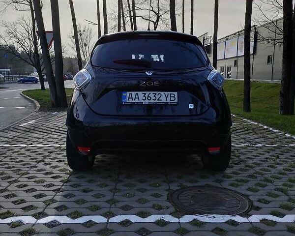 Рено Зое, объемом двигателя 0 л и пробегом 117 тыс. км за 7600 $, фото 6 на Automoto.ua