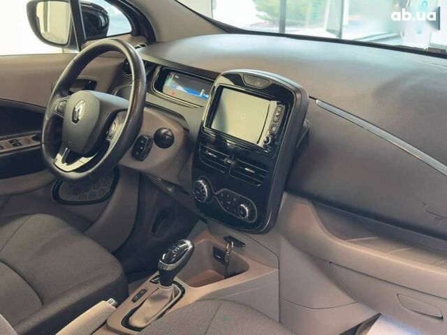 Рено Зое, объемом двигателя 0 л и пробегом 61 тыс. км за 7600 $, фото 29 на Automoto.ua