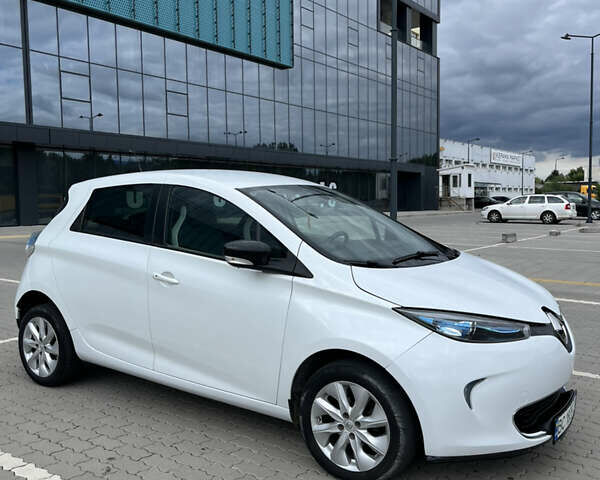 Рено Зое, объемом двигателя 0 л и пробегом 74 тыс. км за 8300 $, фото 3 на Automoto.ua