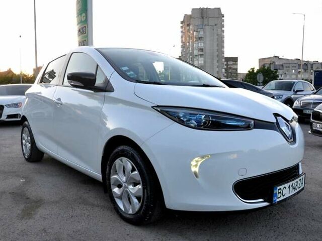 Рено Зое, объемом двигателя 0 л и пробегом 63 тыс. км за 7999 $, фото 2 на Automoto.ua