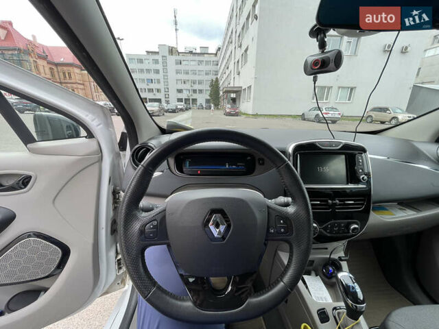 Рено Зое, объемом двигателя 0 л и пробегом 59 тыс. км за 8500 $, фото 10 на Automoto.ua