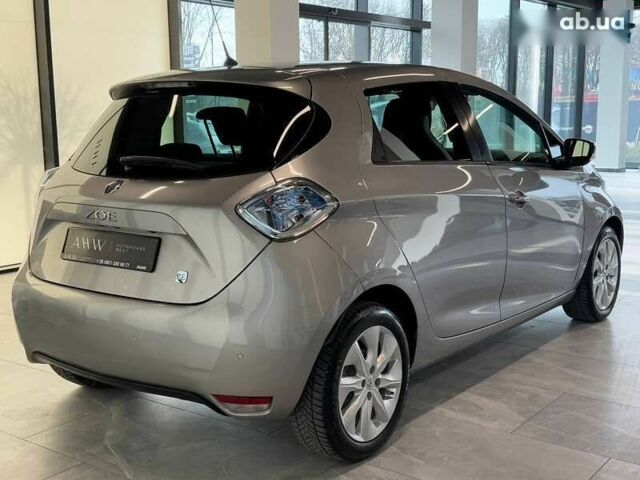 Рено Зое, объемом двигателя 0 л и пробегом 61 тыс. км за 7600 $, фото 14 на Automoto.ua