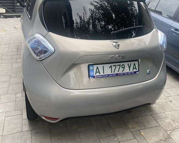 Рено Зое, об'ємом двигуна 0 л та пробігом 58 тис. км за 8000 $, фото 6 на Automoto.ua