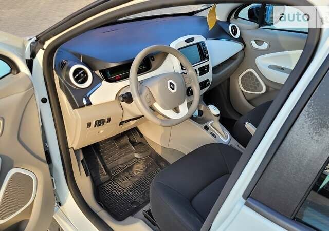 Рено Зое, об'ємом двигуна 0 л та пробігом 45 тис. км за 6999 $, фото 18 на Automoto.ua