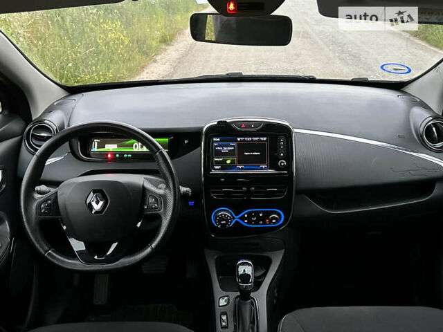 Рено Зое, объемом двигателя 0 л и пробегом 114 тыс. км за 12900 $, фото 36 на Automoto.ua