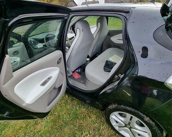 Рено Зое, объемом двигателя 0 л и пробегом 32 тыс. км за 9650 $, фото 24 на Automoto.ua