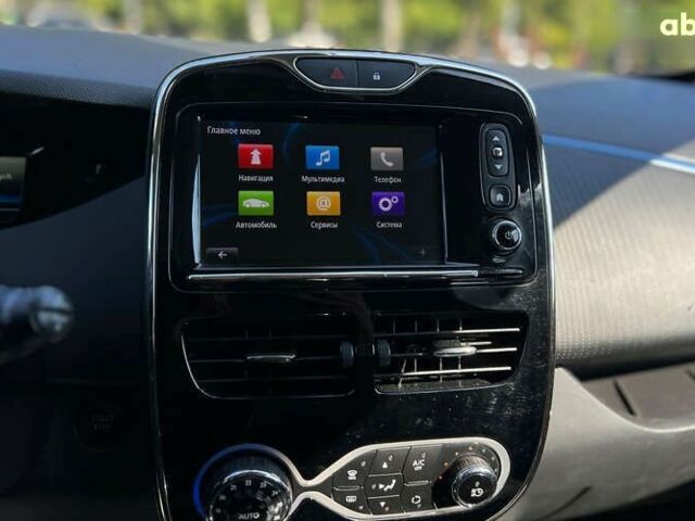 Рено Зое, объемом двигателя 0 л и пробегом 143 тыс. км за 8900 $, фото 14 на Automoto.ua