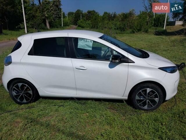 Рено Зое, объемом двигателя 0 л и пробегом 91 тыс. км за 9650 $, фото 4 на Automoto.ua