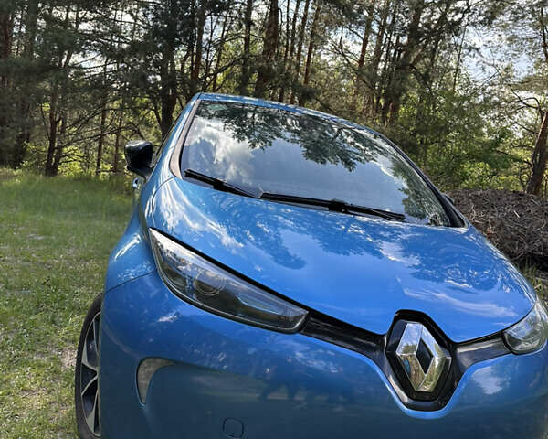 Рено Зое, объемом двигателя 0 л и пробегом 151 тыс. км за 8799 $, фото 21 на Automoto.ua