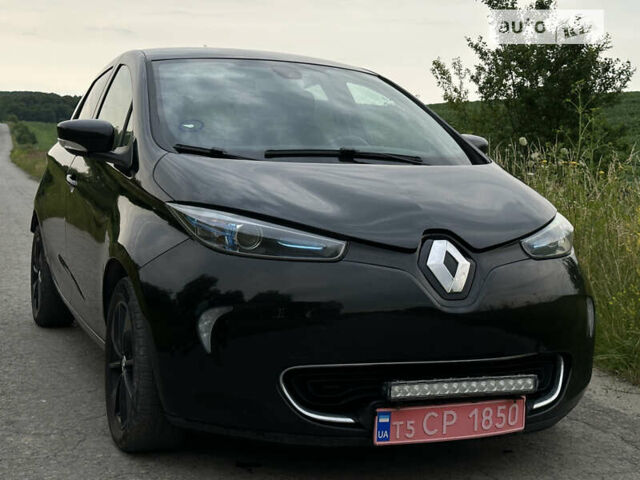 Рено Зое, объемом двигателя 0 л и пробегом 114 тыс. км за 12900 $, фото 17 на Automoto.ua