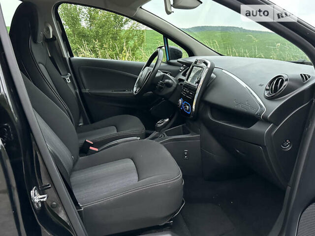 Рено Зое, объемом двигателя 0 л и пробегом 114 тыс. км за 12900 $, фото 37 на Automoto.ua