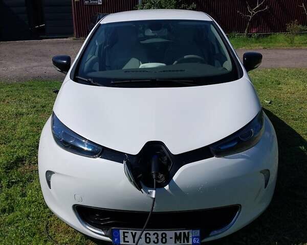 Рено Зое, объемом двигателя 0 л и пробегом 91 тыс. км за 9650 $, фото 1 на Automoto.ua