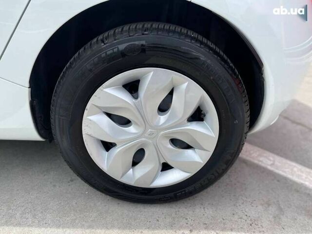 Рено Зое, объемом двигателя 0 л и пробегом 45 тыс. км за 9990 $, фото 12 на Automoto.ua