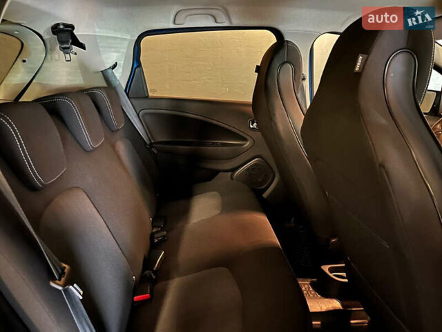Рено Зое, объемом двигателя 0 л и пробегом 65 тыс. км за 11500 $, фото 7 на Automoto.ua