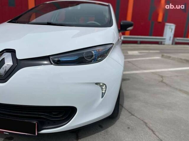 Рено Зое, объемом двигателя 0 л и пробегом 45 тыс. км за 9990 $, фото 8 на Automoto.ua