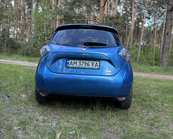 Рено Зое, объемом двигателя 0 л и пробегом 151 тыс. км за 8799 $, фото 12 на Automoto.ua