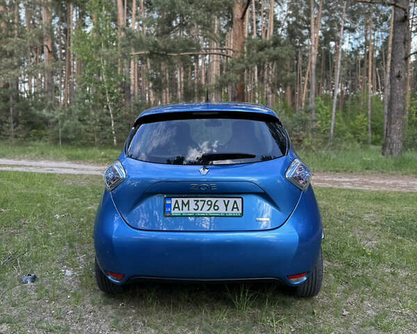 Рено Зое, объемом двигателя 0 л и пробегом 151 тыс. км за 8799 $, фото 13 на Automoto.ua