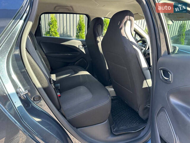 Рено Зое, объемом двигателя 0 л и пробегом 157 тыс. км за 8650 $, фото 11 на Automoto.ua