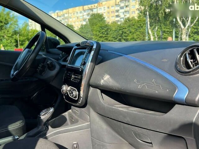 Рено Зое, объемом двигателя 0 л и пробегом 143 тыс. км за 8999 $, фото 9 на Automoto.ua