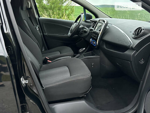 Рено Зое, объемом двигателя 0 л и пробегом 114 тыс. км за 12900 $, фото 38 на Automoto.ua