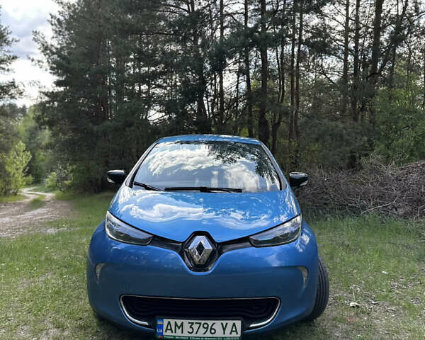Рено Зое, объемом двигателя 0 л и пробегом 151 тыс. км за 8799 $, фото 1 на Automoto.ua