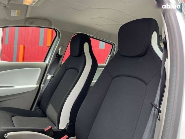 Рено Зое, объемом двигателя 0 л и пробегом 45 тыс. км за 9990 $, фото 17 на Automoto.ua