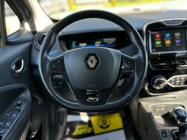 Рено Зое, объемом двигателя 0 л и пробегом 143 тыс. км за 8900 $, фото 13 на Automoto.ua