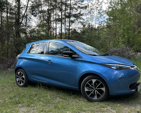 Рено Зое, объемом двигателя 0 л и пробегом 151 тыс. км за 8799 $, фото 6 на Automoto.ua