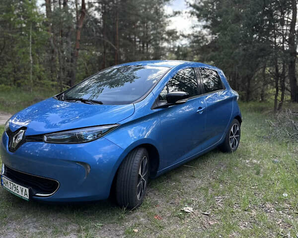 Рено Зое, объемом двигателя 0 л и пробегом 151 тыс. км за 8799 $, фото 17 на Automoto.ua