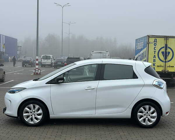 Рено Зое, объемом двигателя 0 л и пробегом 126 тыс. км за 8700 $, фото 4 на Automoto.ua