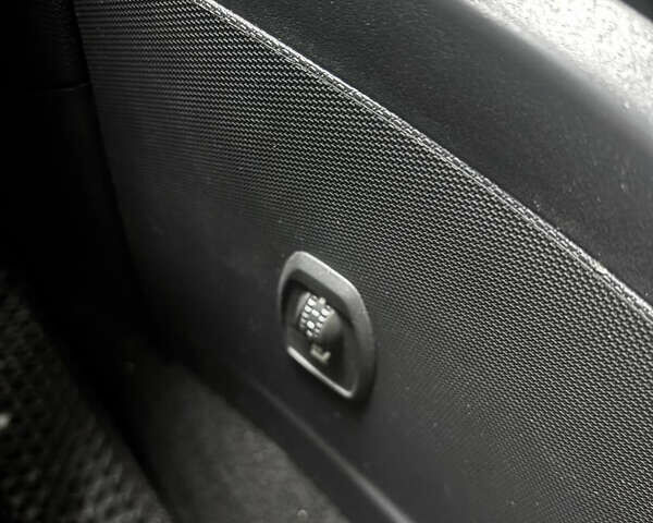 Рено Зое, объемом двигателя 0 л и пробегом 130 тыс. км за 10500 $, фото 16 на Automoto.ua