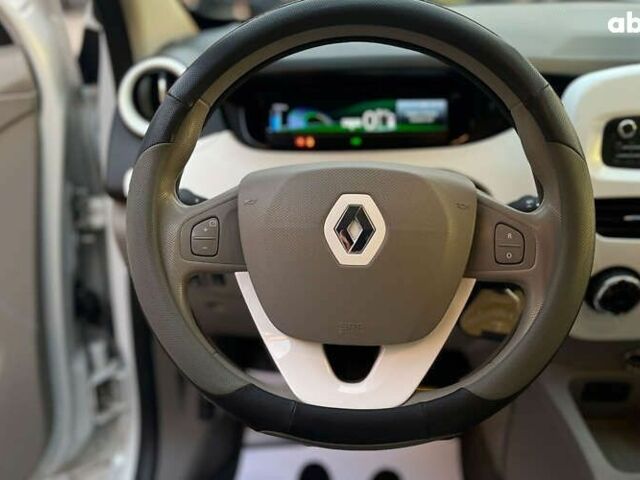 Рено Зое, объемом двигателя 0 л и пробегом 153 тыс. км за 8000 $, фото 11 на Automoto.ua