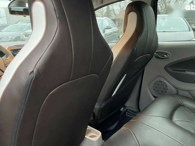 Рено Зое, об'ємом двигуна 0 л та пробігом 67 тис. км за 10300 $, фото 12 на Automoto.ua