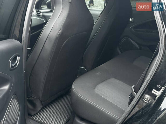 Рено Зое, объемом двигателя 0 л и пробегом 130 тыс. км за 10500 $, фото 12 на Automoto.ua