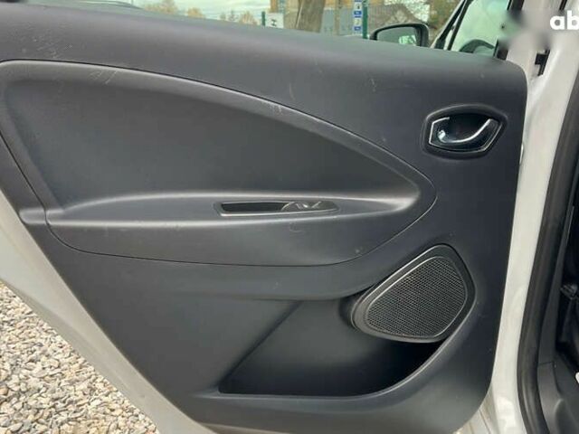 Рено Зое, объемом двигателя 0 л и пробегом 140 тыс. км за 9300 $, фото 22 на Automoto.ua