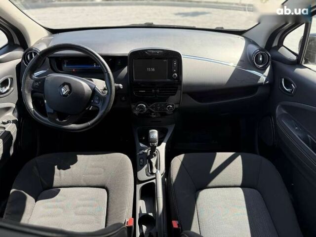 Рено Зое, объемом двигателя 0 л и пробегом 118 тыс. км за 8900 $, фото 6 на Automoto.ua