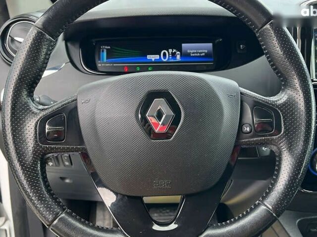 Рено Зое, объемом двигателя 0 л и пробегом 140 тыс. км за 9300 $, фото 9 на Automoto.ua