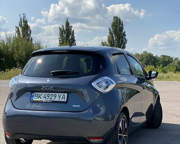 Рено Зое, объемом двигателя 0 л и пробегом 117 тыс. км за 10500 $, фото 1 на Automoto.ua