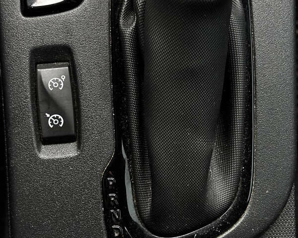 Рено Зое, объемом двигателя 0 л и пробегом 130 тыс. км за 10500 $, фото 10 на Automoto.ua