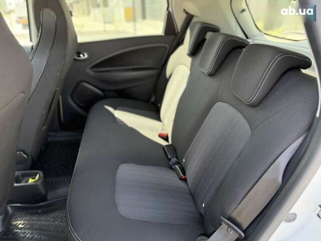 Рено Зое, объемом двигателя 0 л и пробегом 118 тыс. км за 8900 $, фото 8 на Automoto.ua
