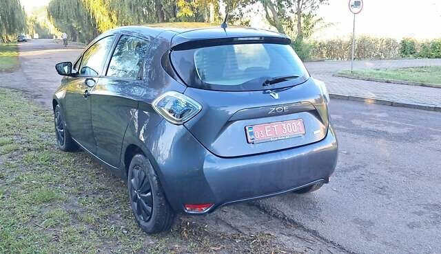 Рено Зое, объемом двигателя 0 л и пробегом 104 тыс. км за 9600 $, фото 2 на Automoto.ua