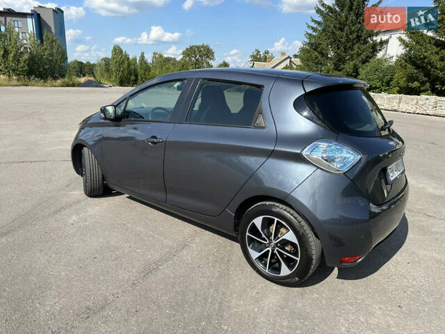 Рено Зое, объемом двигателя 0 л и пробегом 117 тыс. км за 10500 $, фото 12 на Automoto.ua