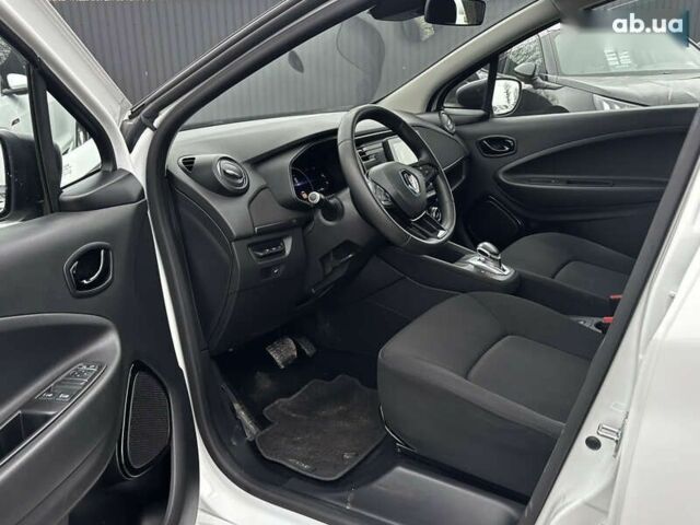 Рено Зое, об'ємом двигуна 0 л та пробігом 68 тис. км за 11499 $, фото 29 на Automoto.ua