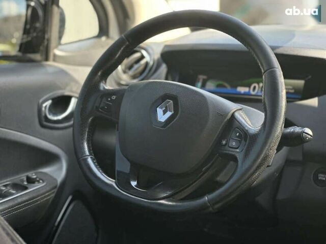 Рено Зое, объемом двигателя 0 л и пробегом 180 тыс. км за 9990 $, фото 22 на Automoto.ua