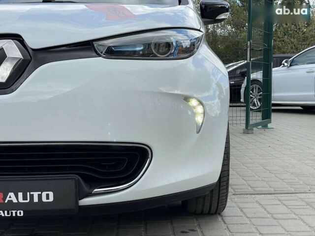 Рено Зое, объемом двигателя 0 л и пробегом 38 тыс. км за 9355 $, фото 6 на Automoto.ua
