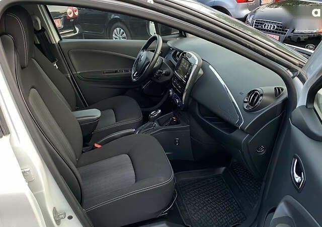 Рено Зое, объемом двигателя 0 л и пробегом 119 тыс. км за 8999 $, фото 28 на Automoto.ua