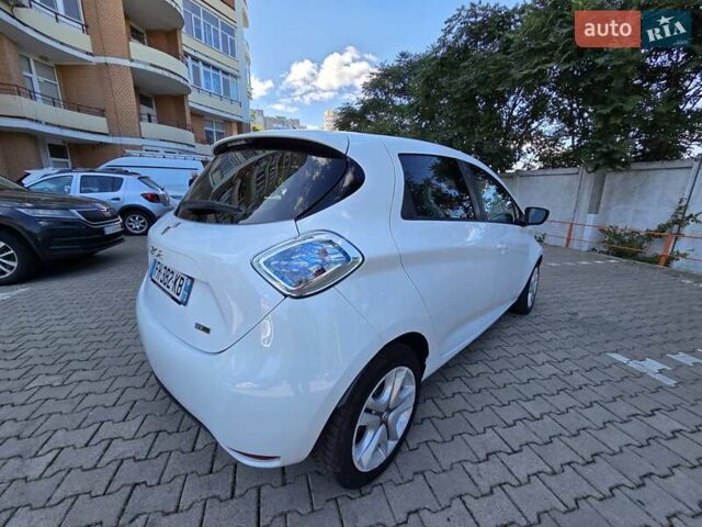 Рено Зое, объемом двигателя 0 л и пробегом 29 тыс. км за 10500 $, фото 9 на Automoto.ua